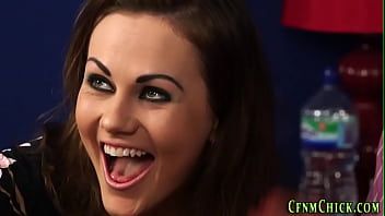 Redare Curve britanice urâte trag de penis