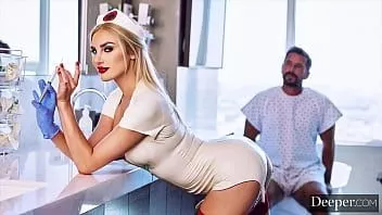 Reproducir Más adentro. orgía épica con maitland, angela, kenzie anne y más