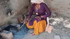 Jouer Session anale rugueuse de Desi Bhabhi dans Salwar Suit