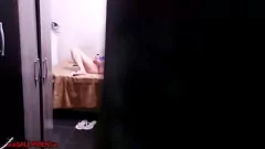 play Betrapt op het Indiase model eds 'Jennifer Pimenta pleiten zichzelf met een vibrator, wilde anale seks volgt