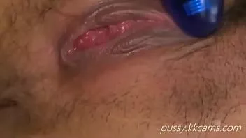 play Iubitoarea sexy primește o pula uriașă în acel vag cald