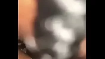 Jouer Lécher la chatte jusqu'à ce qu'elle éjacule dans ma bouche partie 2