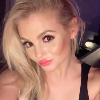 ポルノスター Katy Jayne