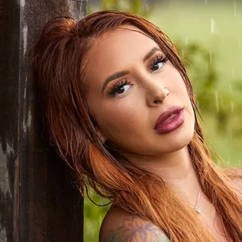 قناة Scarlett Sommers