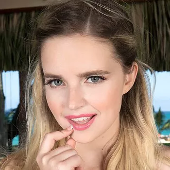 ポルノスター Codi Vore